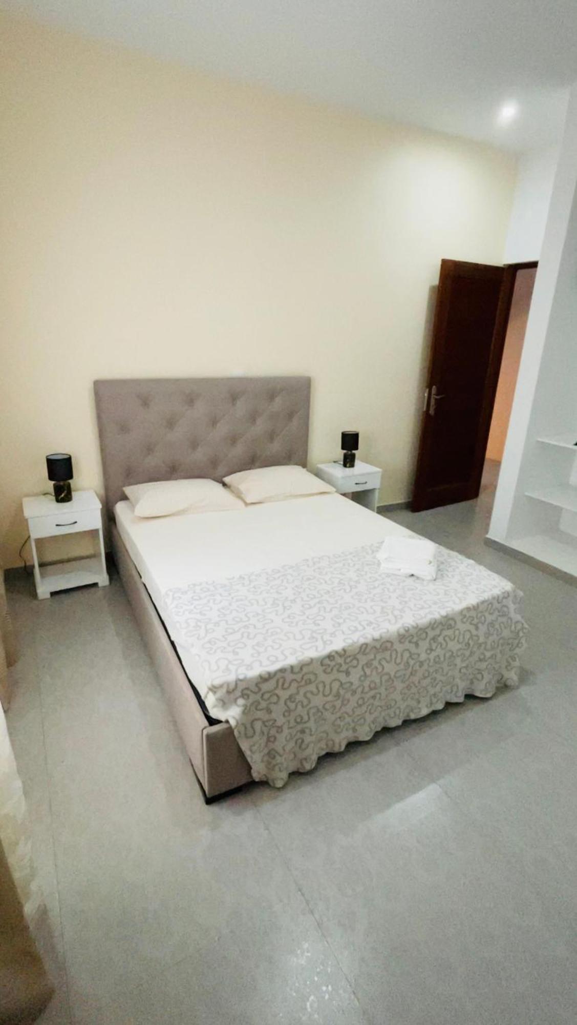 Hostel Rocha Marisol Понта до Сол Екстериор снимка